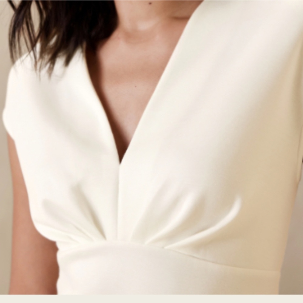 Banana republic pleated scuba top